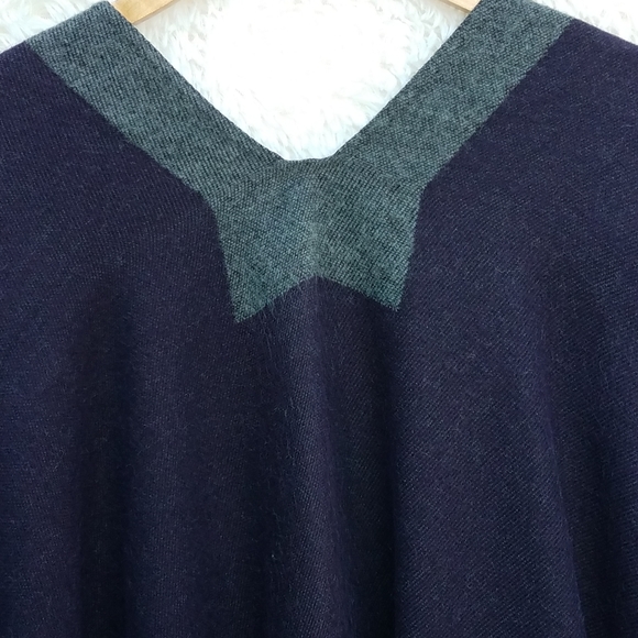 🛍HP🛍 Miss Accessori Women’s Poncho - Picture 9 of 13